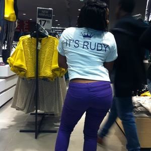 Meet your Posher, Antonia